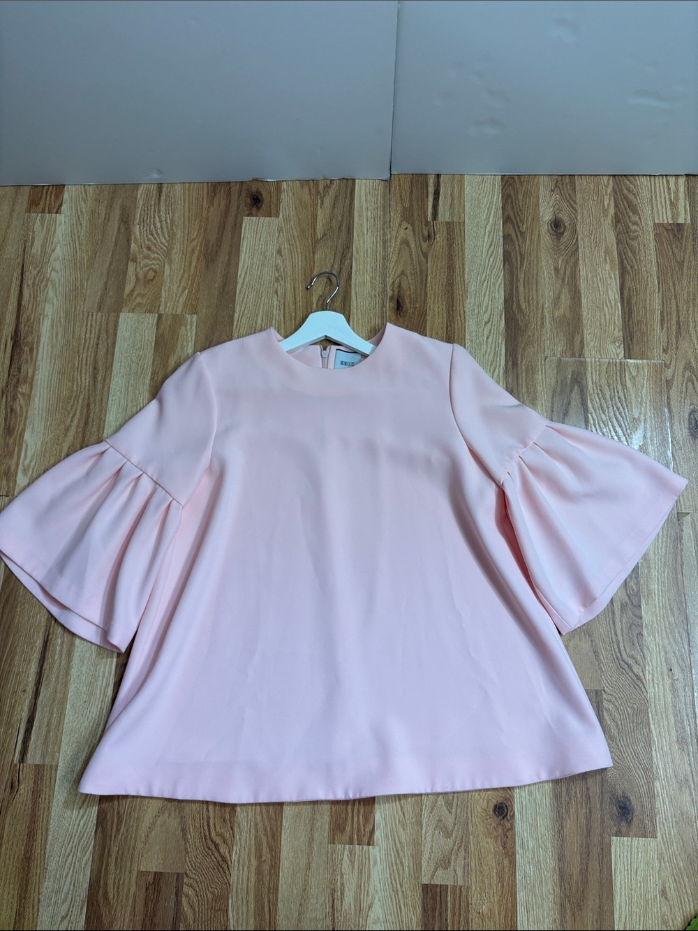 Edit Round Neck 3/4 Sleeve Zip Blouse Size L